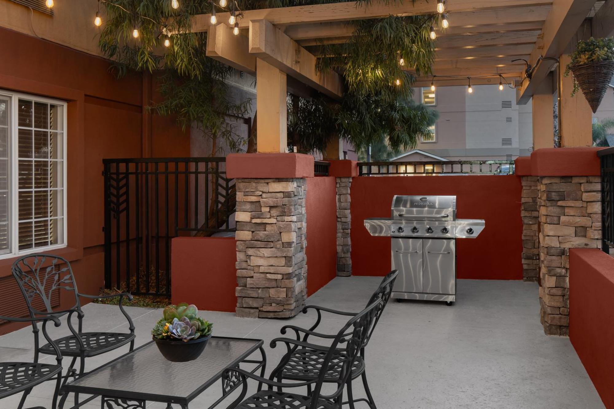 Larkspur Landing Extended Stay Suites Roseville Εξωτερικό φωτογραφία